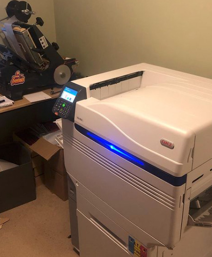 Принтер OKI Pro9542 с бял тонер