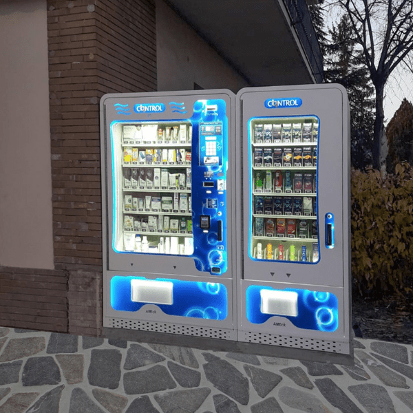Локър в комбинация с вендинг машина