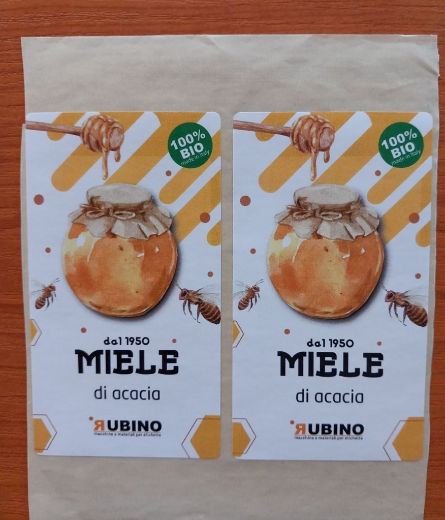 Цветен етикет за мед